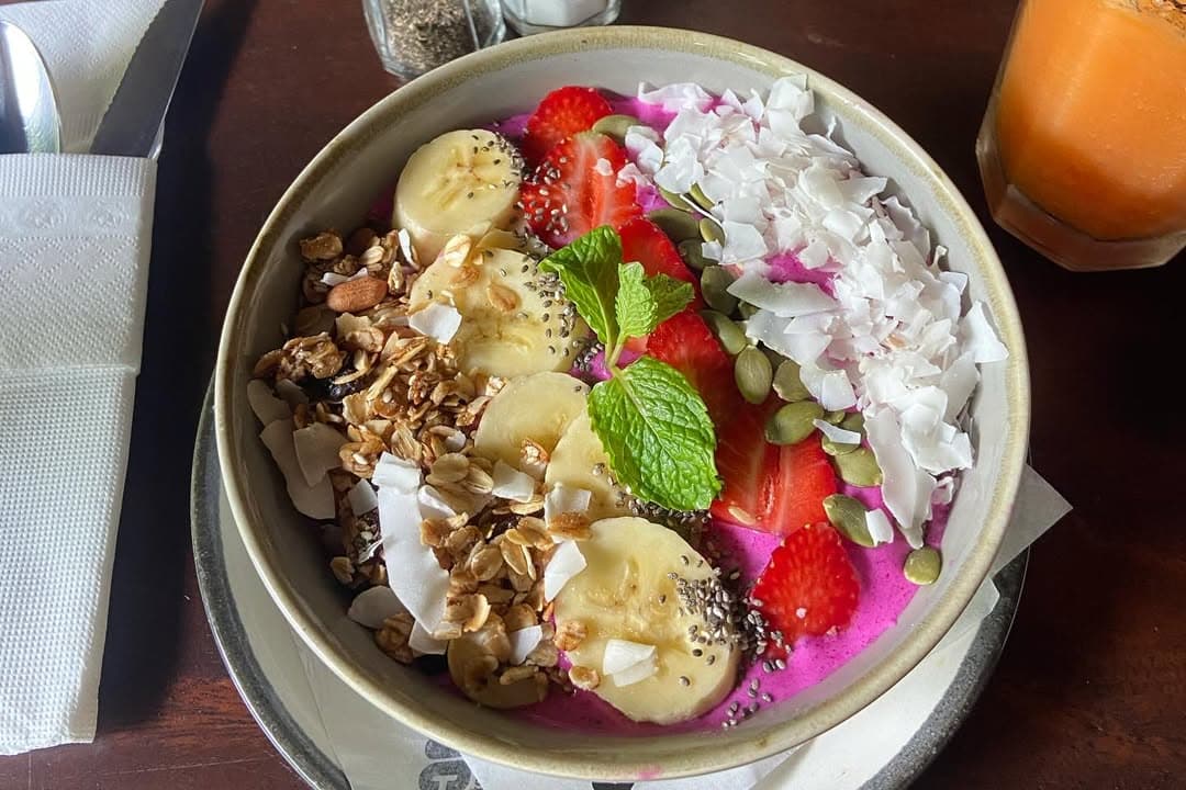 Isaiah Francois foodie photo.